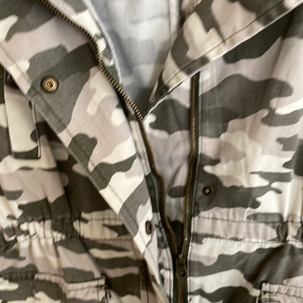 Jacket - Picture 3 of 3